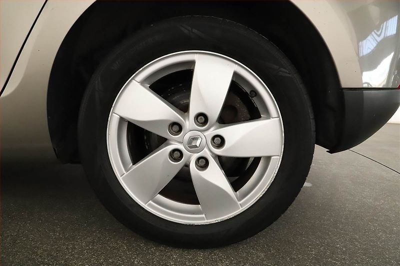 Renault Mégane (2010) 1.5 dCi, po STK, jezdí výborně - fotka 11 z 13