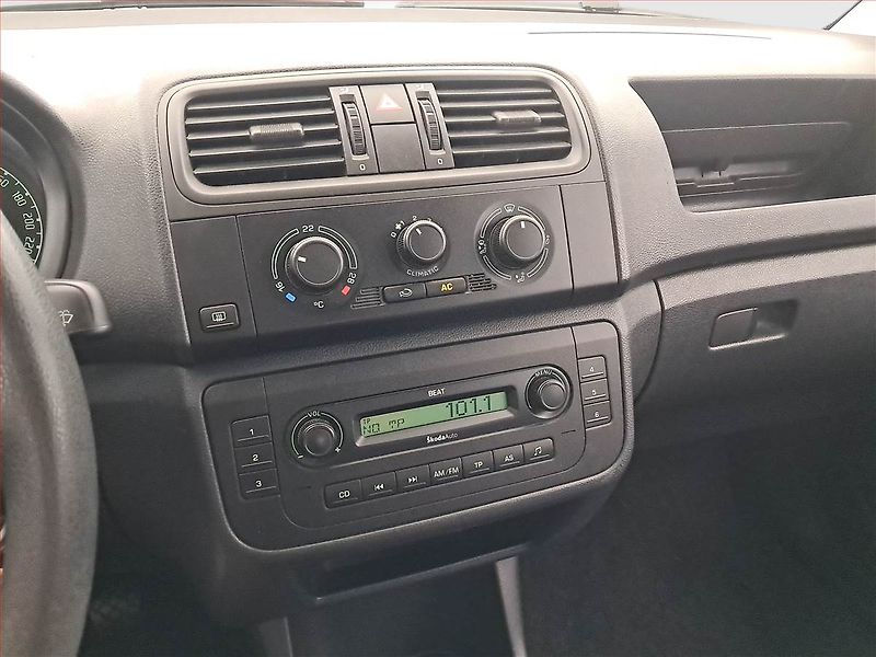 Škoda Fabia (2008) 1.2, po STK, Tažné - fotka 12 z 14