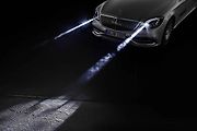 Digital Light: Mercedes-Benz představil nové světlomety.