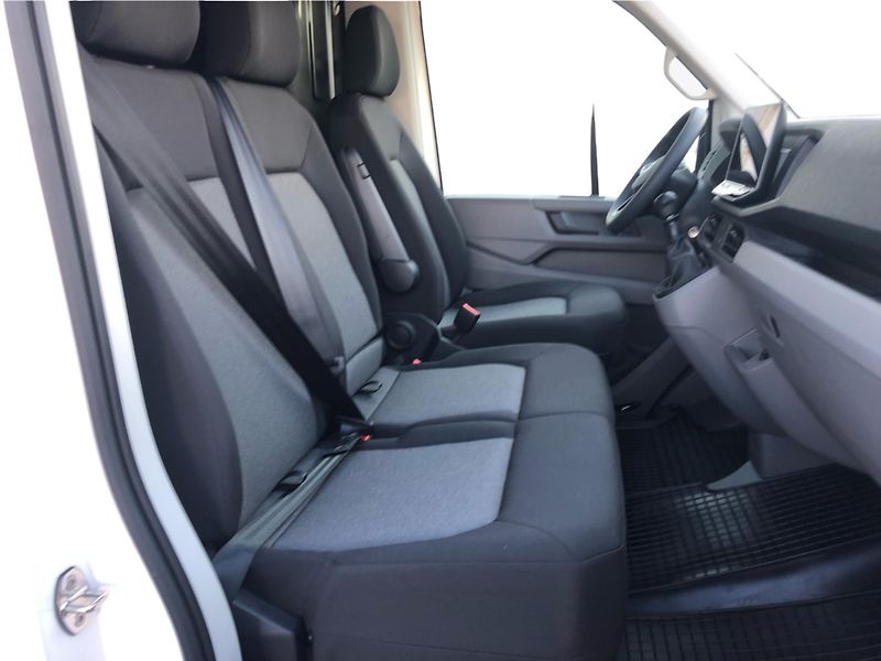 Volkswagen Crafter 2,0 TDI - fotka 12 z 30