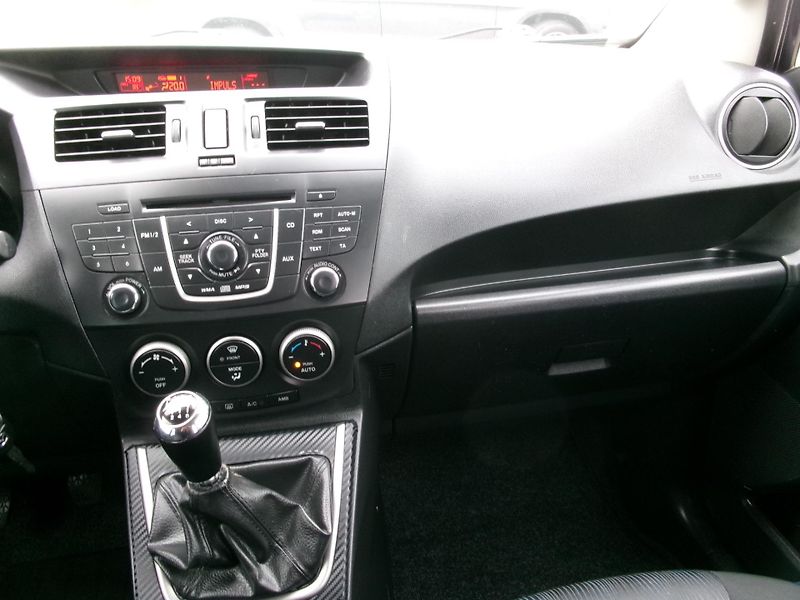 Mazda 5 (2011) 2,0i AC TEMP VÝHŘEV 7míst - fotka 27 z 32