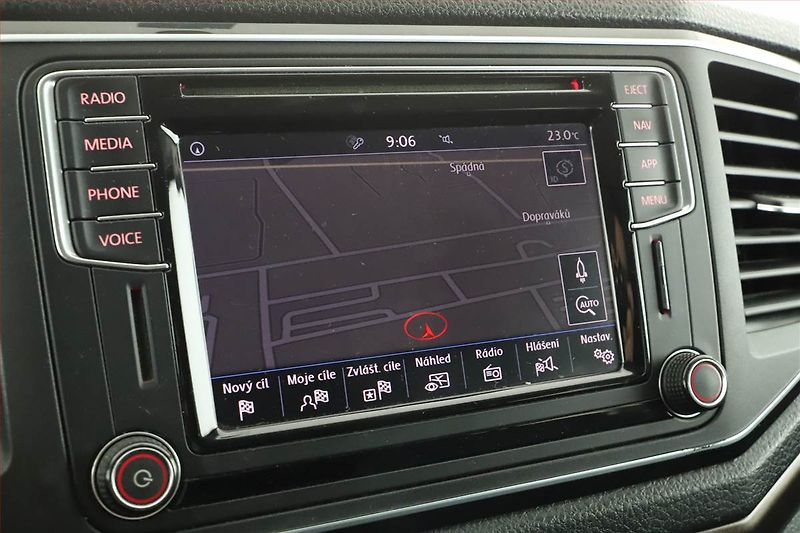 Volkswagen Amarok (2018) V6 3.0 TDI, 4X4, Automat - fotka 13 z 18