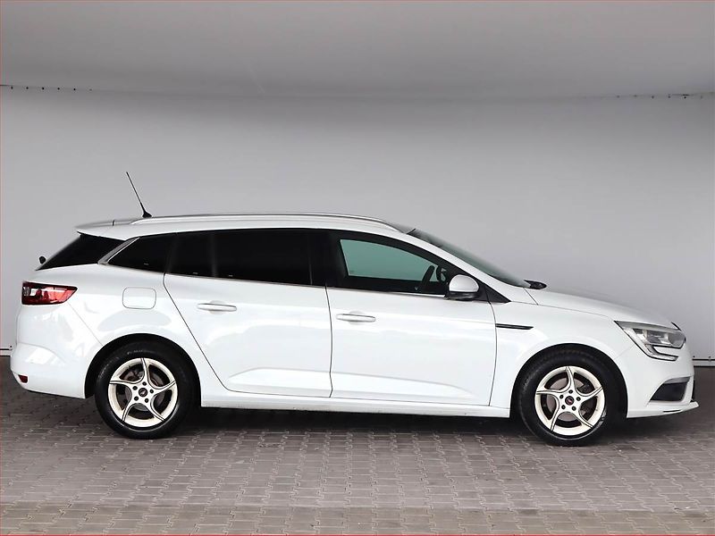 Renault Mégane (2017) 1.6 SCe, Navi, Tempomat - fotka 6 z 20