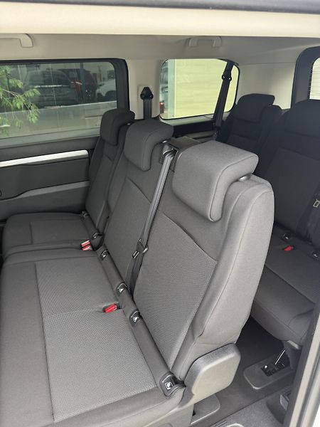 Citroën SpaceTourer (2026) FEEL L2 2.2 BlueHDi 180 S&S EA - fotka 8 z 11