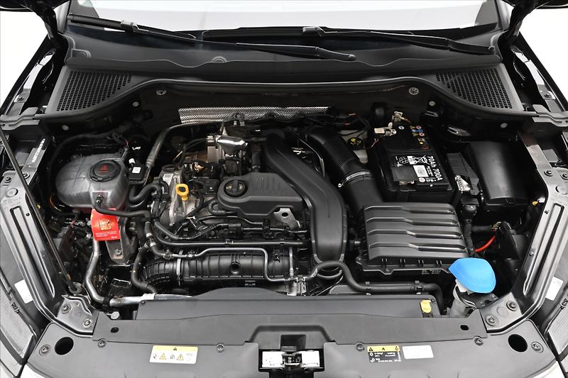 Škoda Karoq 1,5 TSI 110 kW STYLE Záruka až - fotka 9 z 30