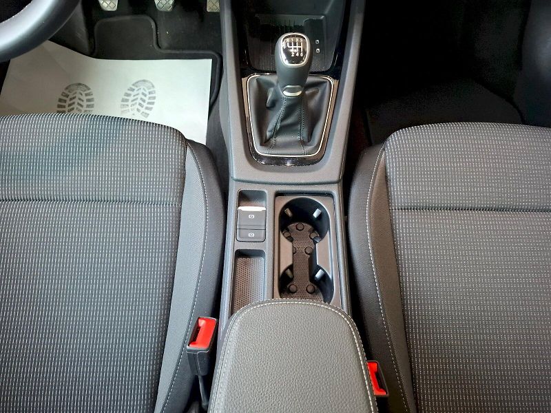 Škoda Octavia (2025) SELECTION 2,0 TD 85/kW M6F - fotka 24 z 27