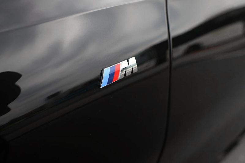 BMW X6 xDrive40d - fotka 16 z 24
