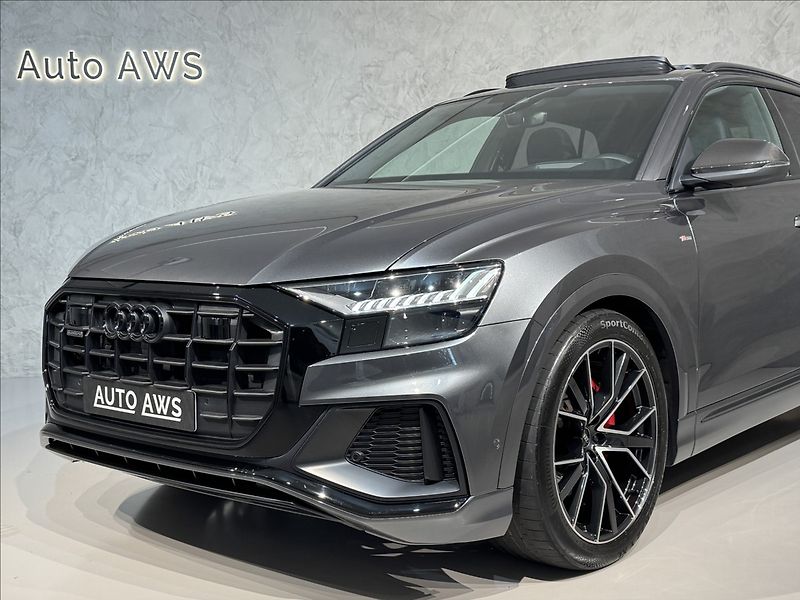 Audi Q8 3,0 TDi  Competition Plus LED - fotka 4 z 48