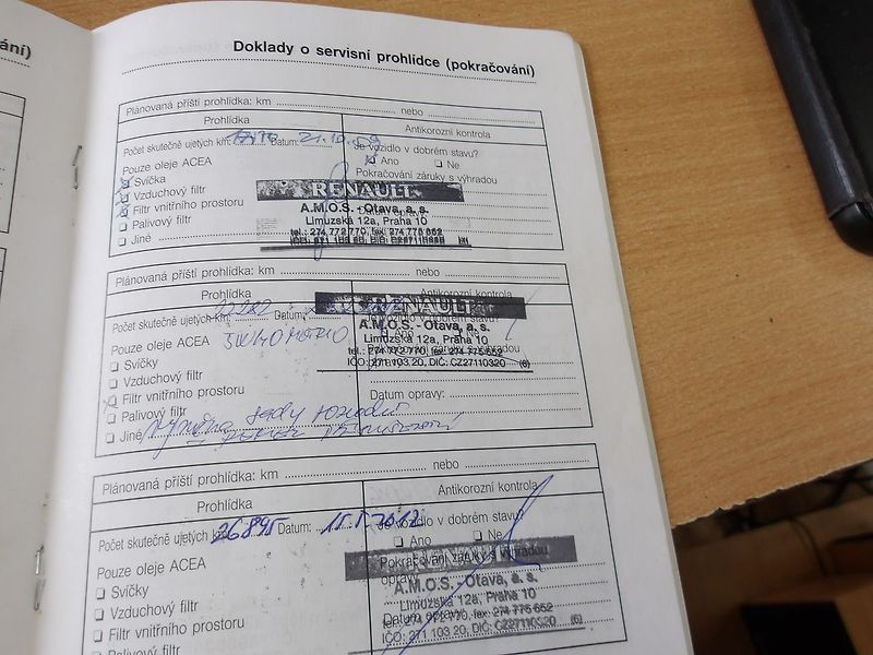 Renault Clio 1,2i ČR NAJ.62000 km !!! - fotka 30 z 31