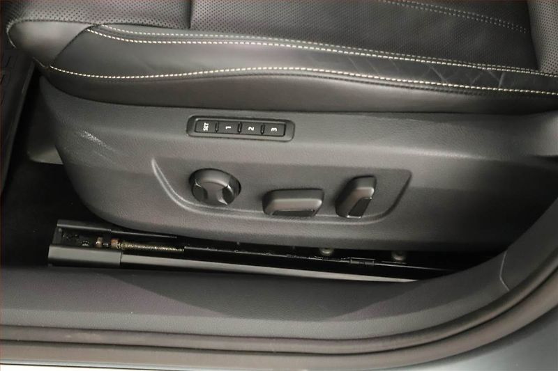 Škoda Superb (2019) Laurin&Klement 2.0 TSI - fotka 10 z 19