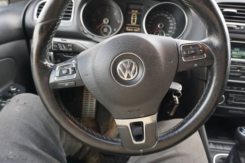 Volkswagen Golf Variant (2011) 2,0 - fotka 16 z 25
