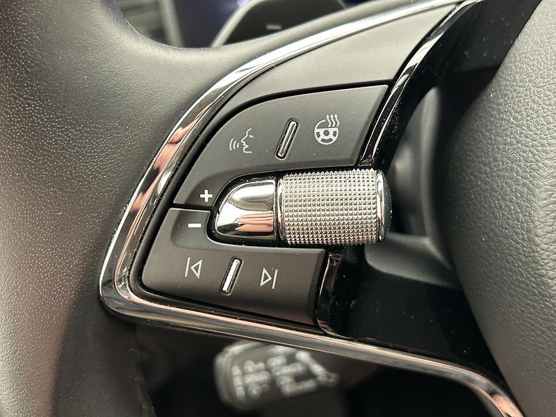 Škoda Kodiaq 2.0 TDI 4x4 Style - fotka 25 z 29