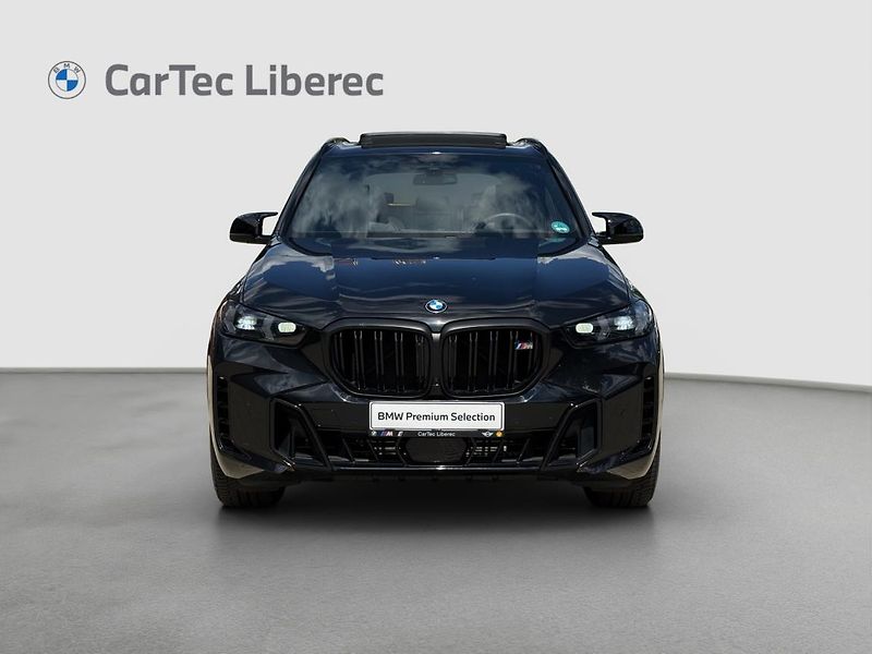 BMW X5 M60i - fotka 17 z 23
