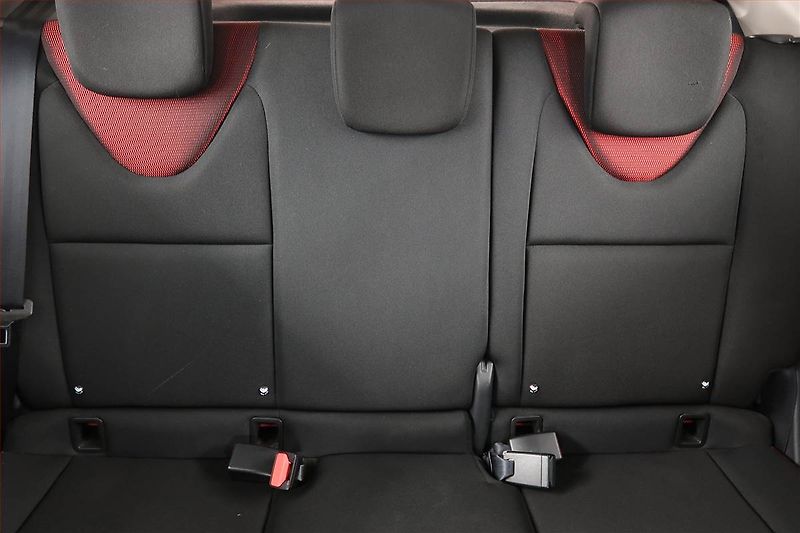 Renault Clio (2014) 1.2 16V, po STK, udržované - fotka 10 z 14