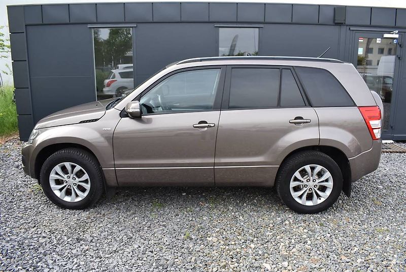 Suzuki Grand Vitara 1,9 DDiS 1M, SUPER, JAKO NOVÝ - fotka 2 z 16