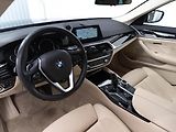 BMW Řada 5 540i xDrive Touring - náhled 11