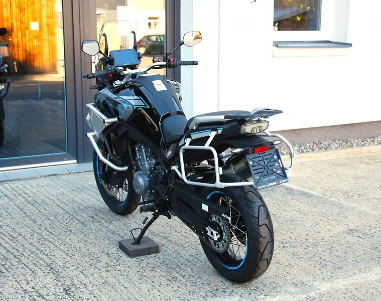 CFMOTO 800 MT (2026) 800MT Sport BLACK - fotka 6 z 20