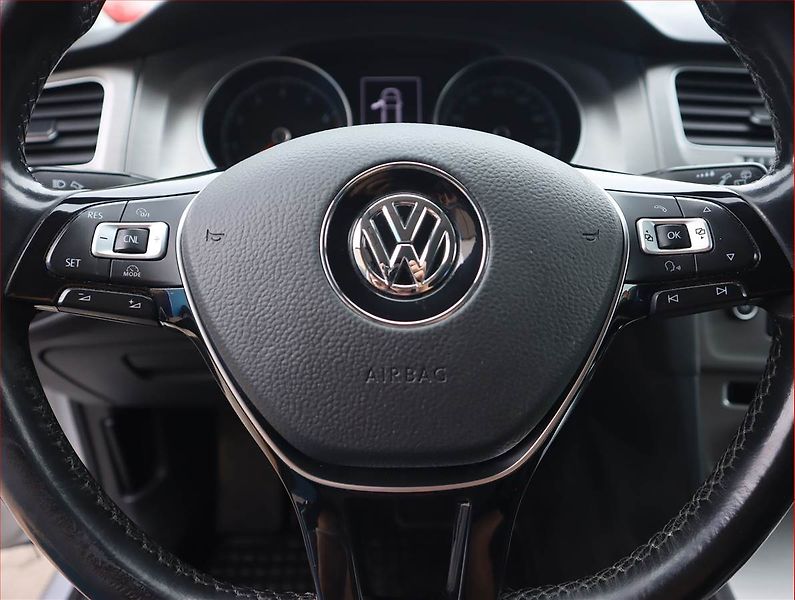 Volkswagen Golf (2016) 1.2 TSI, Automat, Serv.kniha - fotka 21 z 21