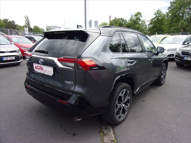 Toyota RAV4 2,5 PHEV 4WD Executive odp.DPH - fotka 3 z 33