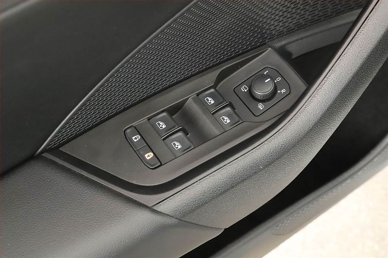 Škoda Octavia (2021) Style 2.0 TDI, Automat, ČR - fotka 19 z 19