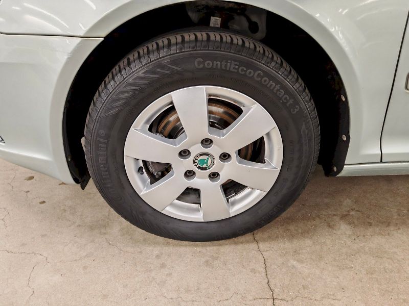 Škoda Octavia (2011) 1.2 TSI 77kW Ambition Plus - fotka 22 z 22