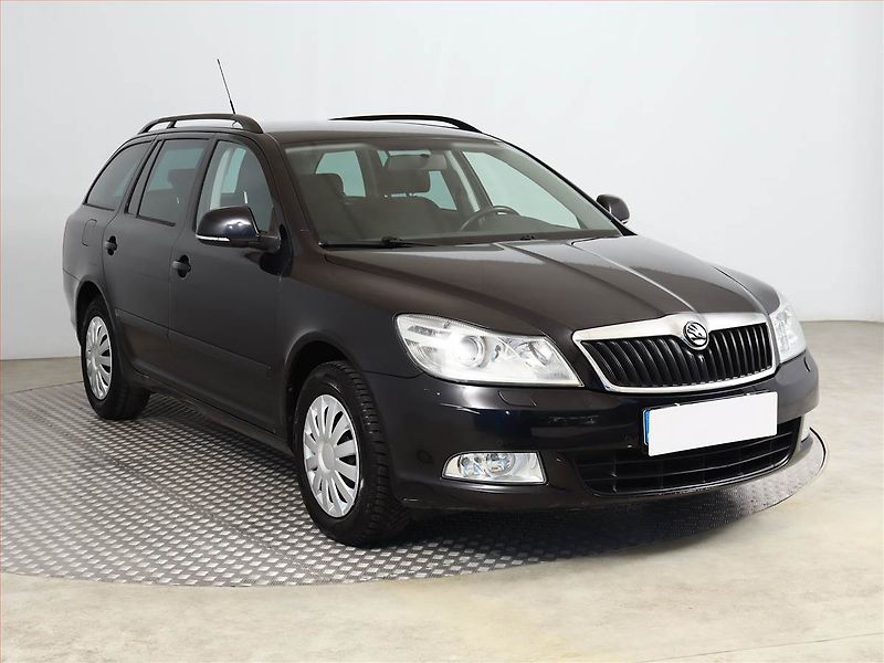 Škoda Octavia (2009) Elegance 1.4 TSI, po STK - fotografie inzerátu