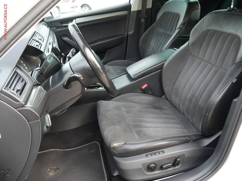Škoda Superb (2015) 2.0 TDi 4x4, ČR, Style, DSG - fotka 11 z 18