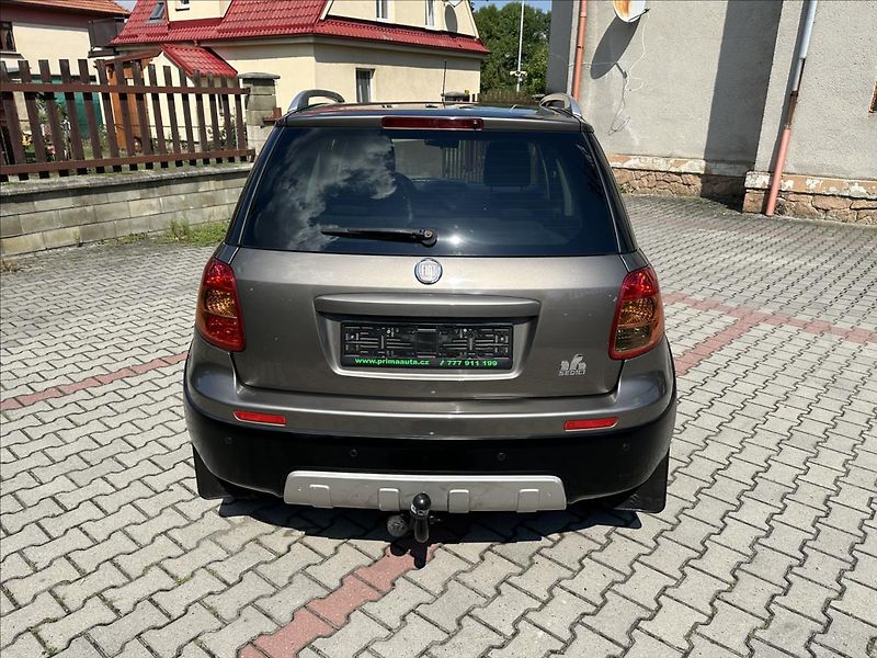 Fiat Sedici 1,6 4x4 KLIMA - fotka 4 z 21