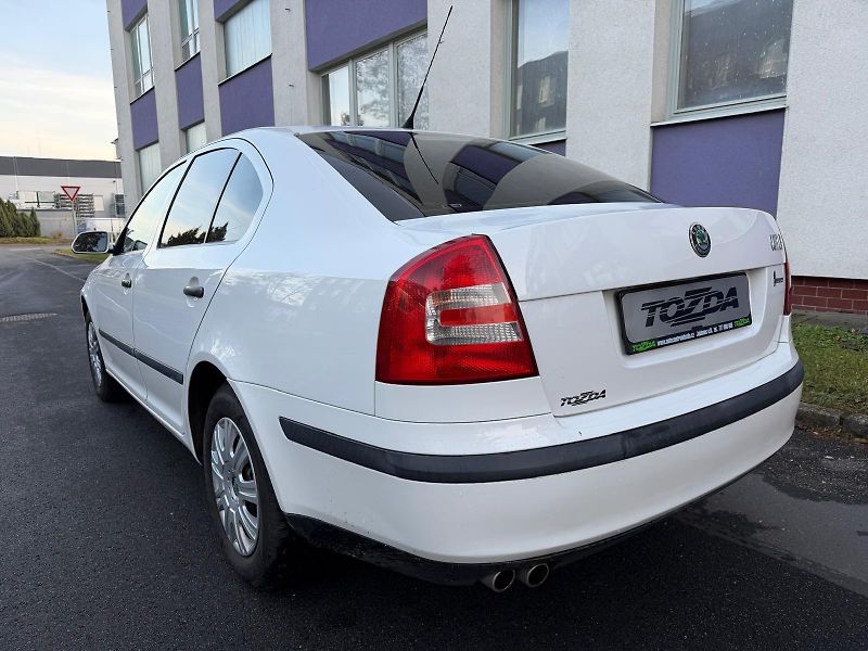 Škoda Octavia II. 1,9 TDI / 2.maj./ ČR /  - fotka 3 z 30