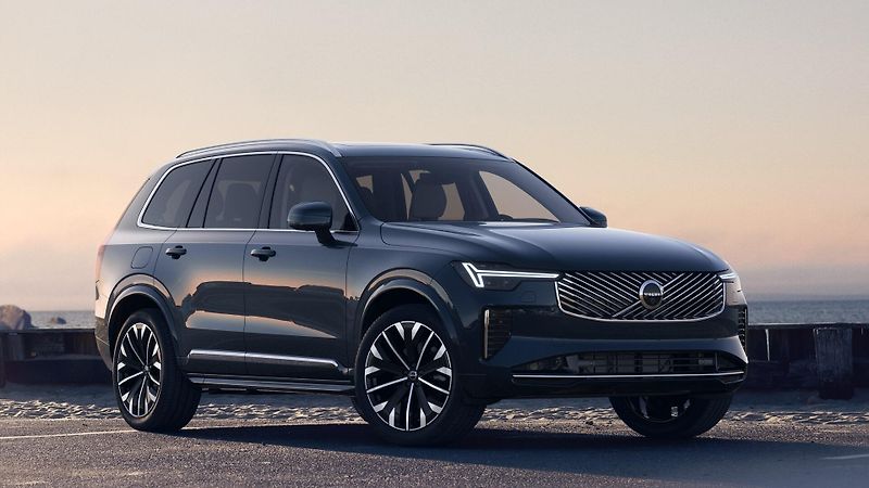 Volvo XC90 (2026) B5 AWD AUT BRIGHT PLUS 7-míst - fotka 2 z 11