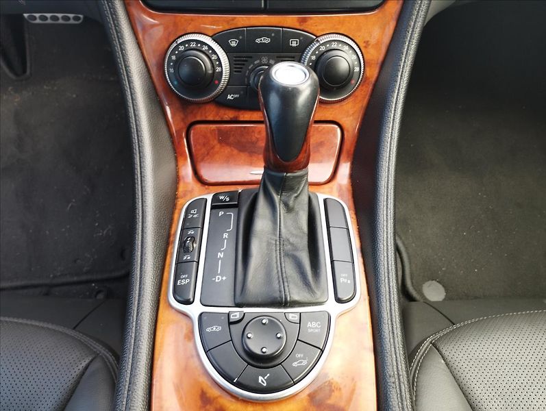Mercedes-Benz SL 5,0 225KW  500 - fotka 15 z 17