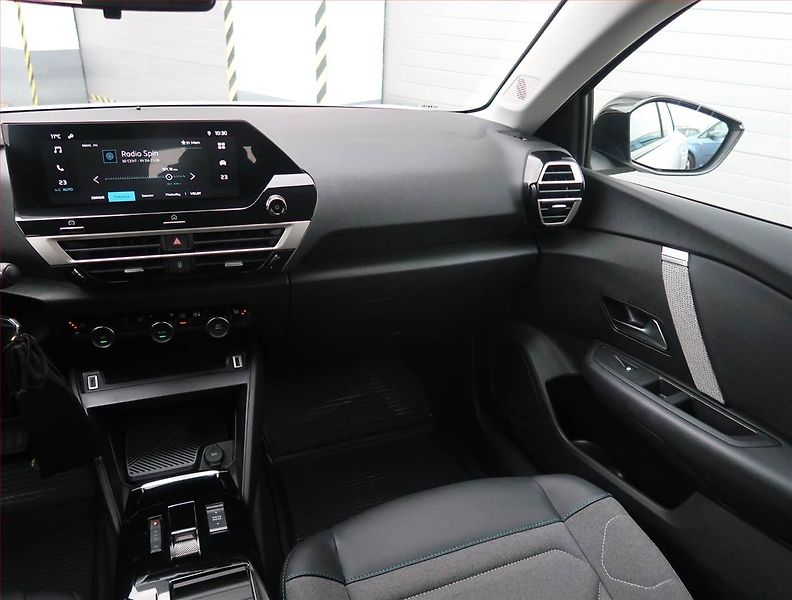 Citroën C4 (2024) 1.2 PureTech, Automat, ČR - fotka 8 z 23