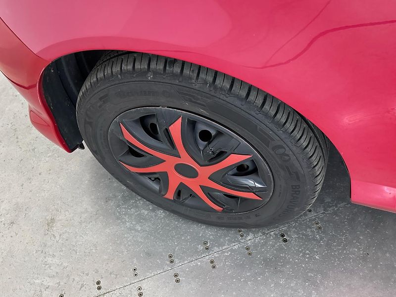 Honda Jazz Hatchback - fotka 24 z 26