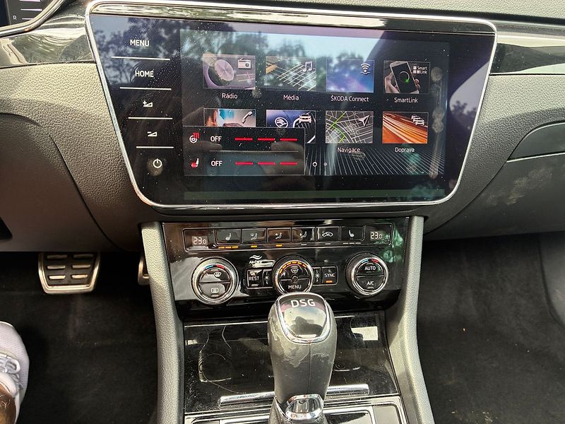 Škoda Superb 1.5 TSi 110 kW Laurin a Klemen - fotka 16 z 39