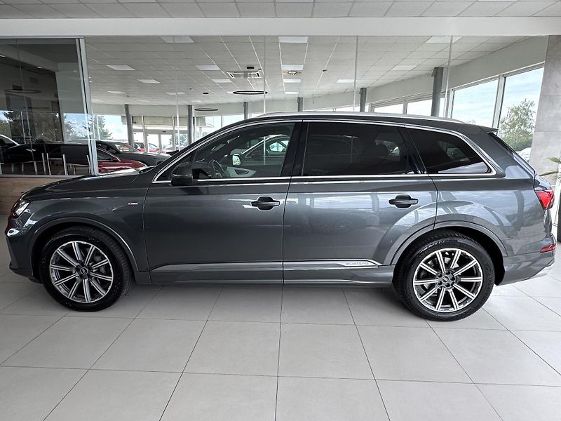 Audi Q7 50TDI Q*S-LINE*Matrix*Vzduch - fotka 8 z 44