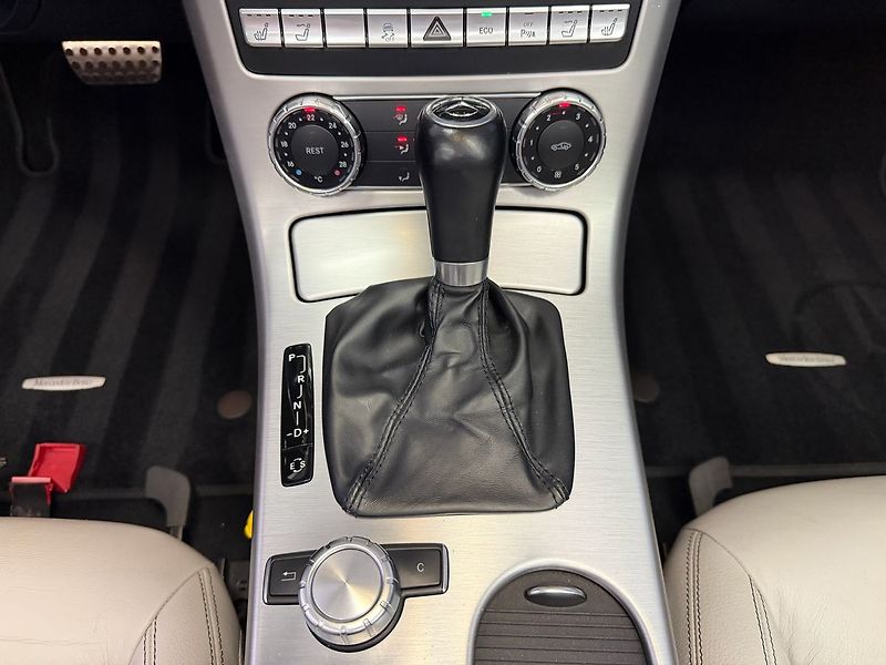 Mercedes-Benz SLK 7G-TRONIC KOMPRESOR, TEMPOMAT, - fotka 19 z 23