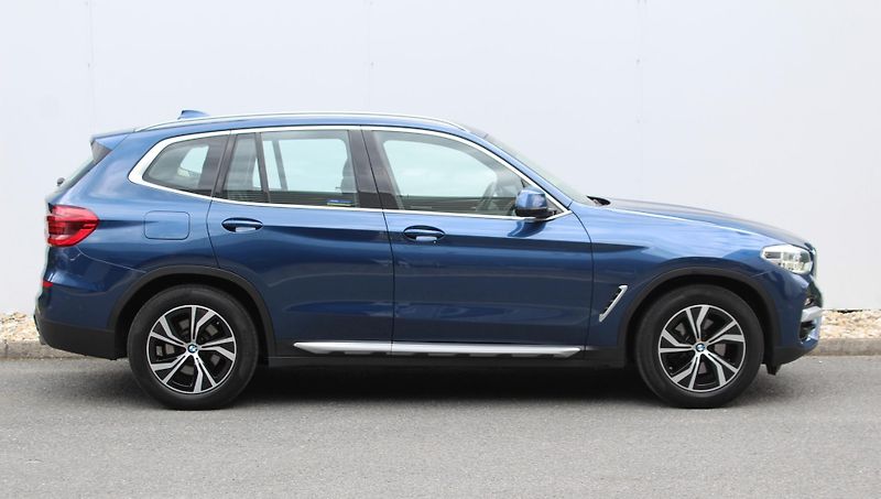 BMW X3 xDrive20d - fotka 3 z 22