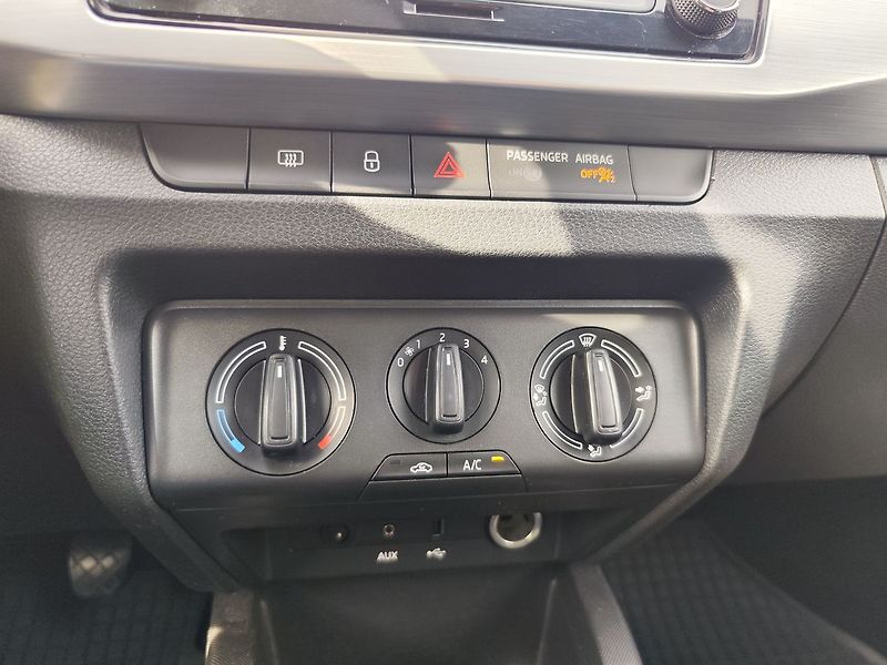 Škoda Fabia 1.4 TDi/66kW Ambition - fotka 17 z 25