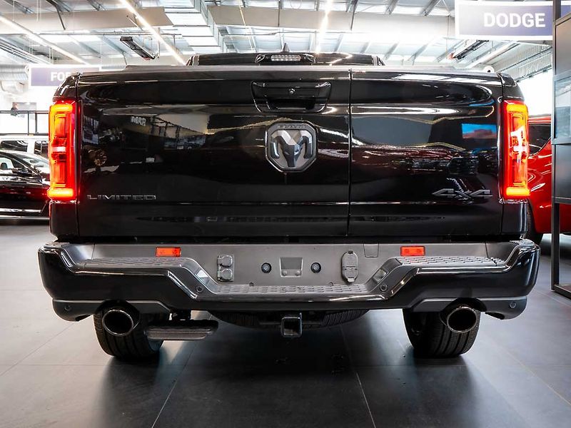 Dodge RAM (2026) 5.7 HEMI V8 Limited 2026 - fotka 5 z 49