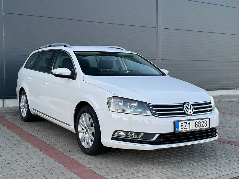 Volkswagen Passat TDI-ALU-NAVI-PLNÝ SERVIS - fotka 3 z 45