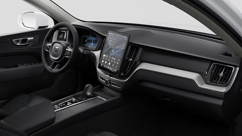 Volvo XC60 (2026) B5 AWD AUT ESSENTIAL - fotka 3 z 11