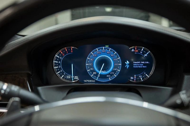 Cadillac CT6 3.0 TT 307 kW 4x4 - fotka 13 z 31
