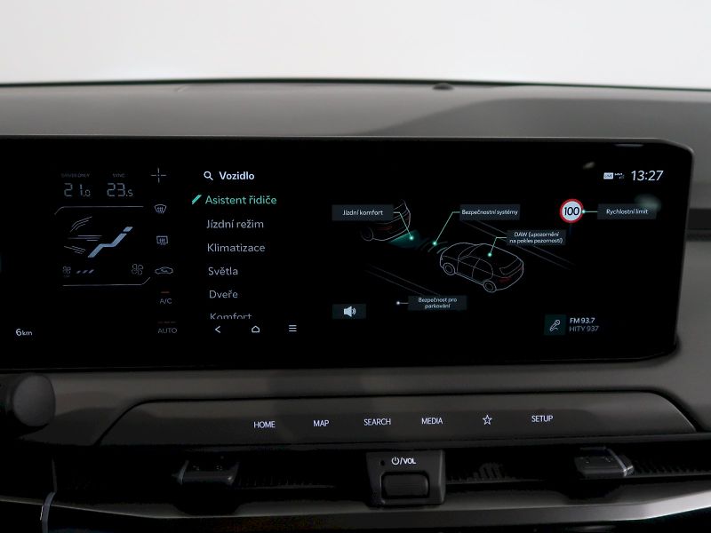 Kia EV3 (2025) AIR 81,4kWh 150KW - fotka 24 z 40