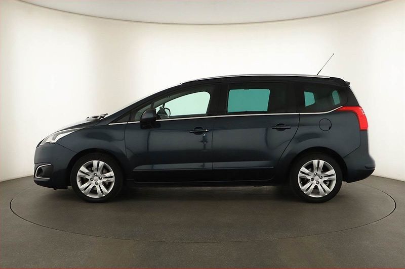 Peugeot 5008 (2014) 2.0 HDI, Navi, Xenony - fotka 3 z 18