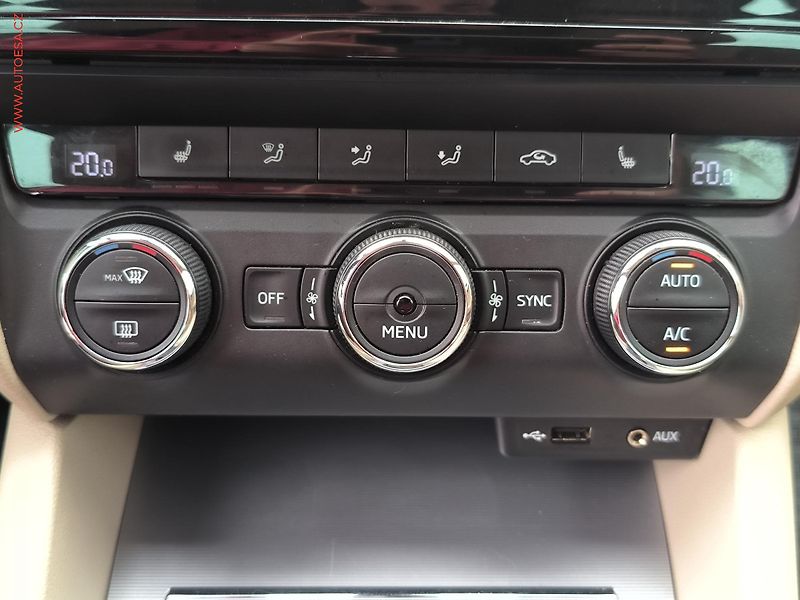 Škoda Octavia (2015) 2.0 TDi, Style, DSG - fotka 15 z 22