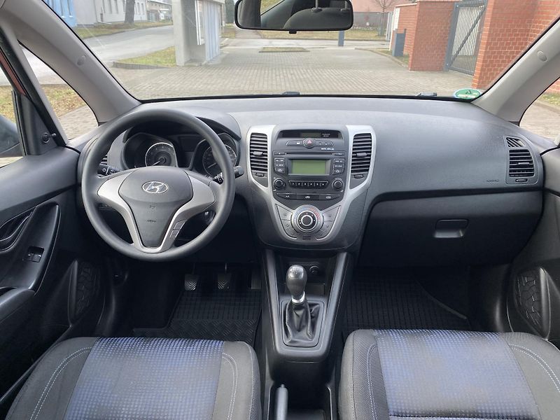 Hyundai ix20 (2011) 1.4i COMFORT,VÝB. STAV!! - fotka 26 z 34