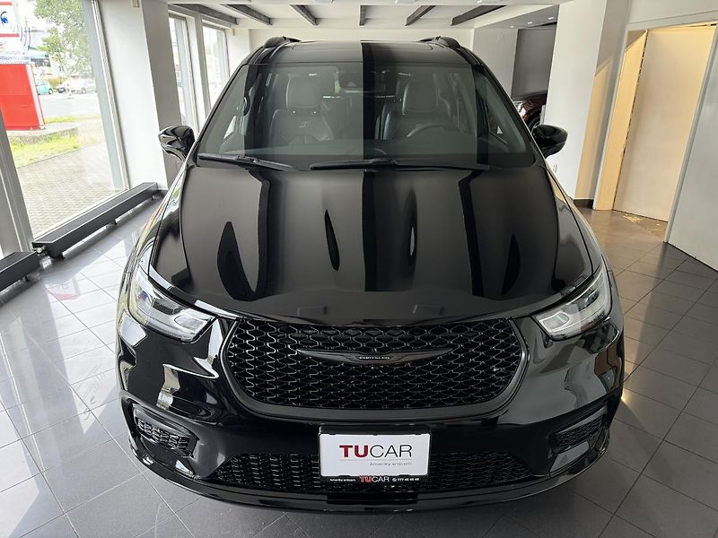 Chrysler Pacifica AWD Touring-L S-Appearance - fotka 7 z 55