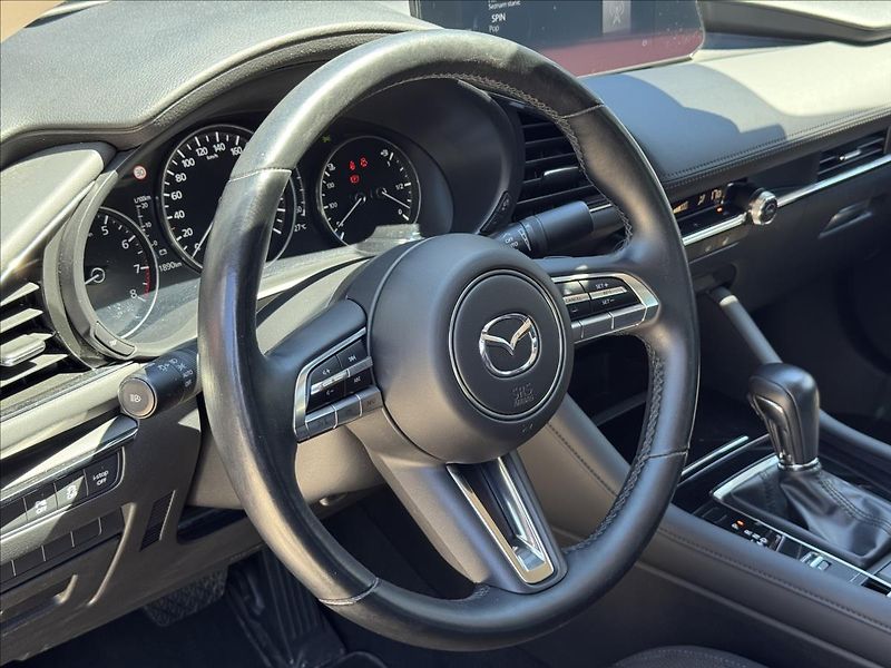 Mazda 3 2,0 Sky-G 110kW Edition 100 AT - fotka 10 z 29