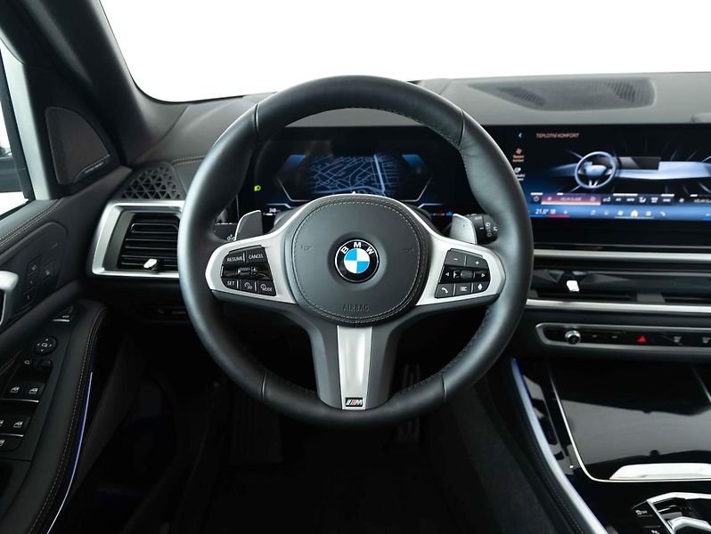 BMW X5 xDrive30d - fotka 13 z 24