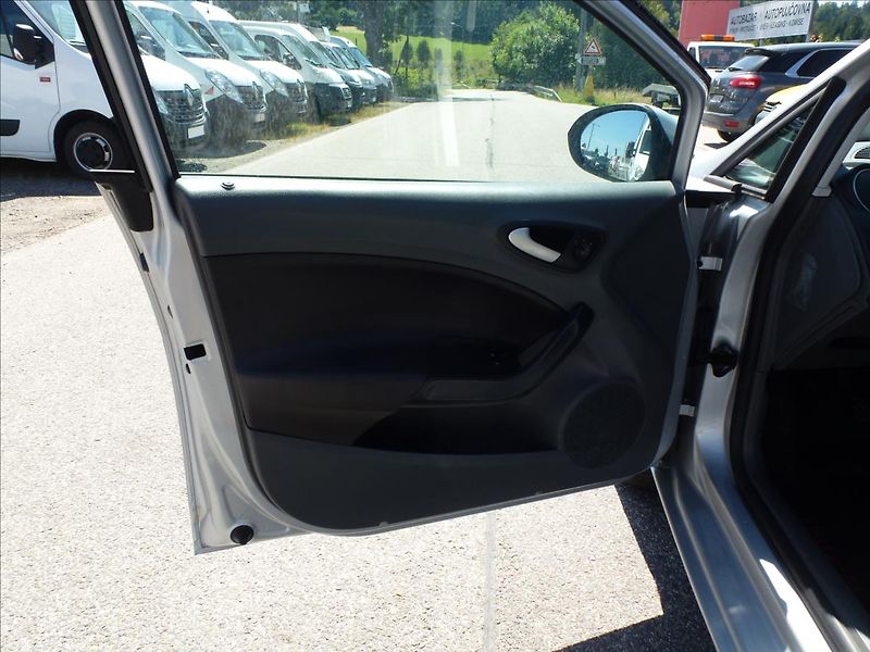 Seat Ibiza 1,2 TDI 3,4-3,9 l/100km  EcoMo - fotka 16 z 54